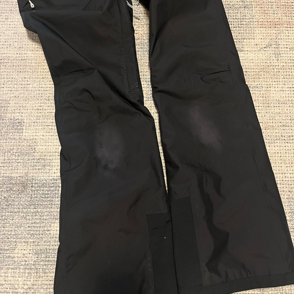 Women’s Patagonia Snow Pants, Small - Picture 8 of 12
